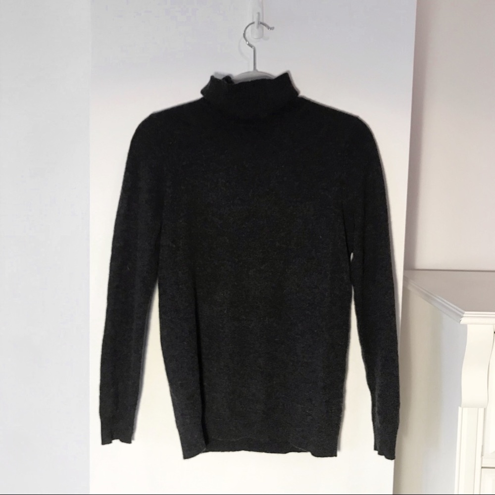 Grey Cashmere Turtleneck Sweater